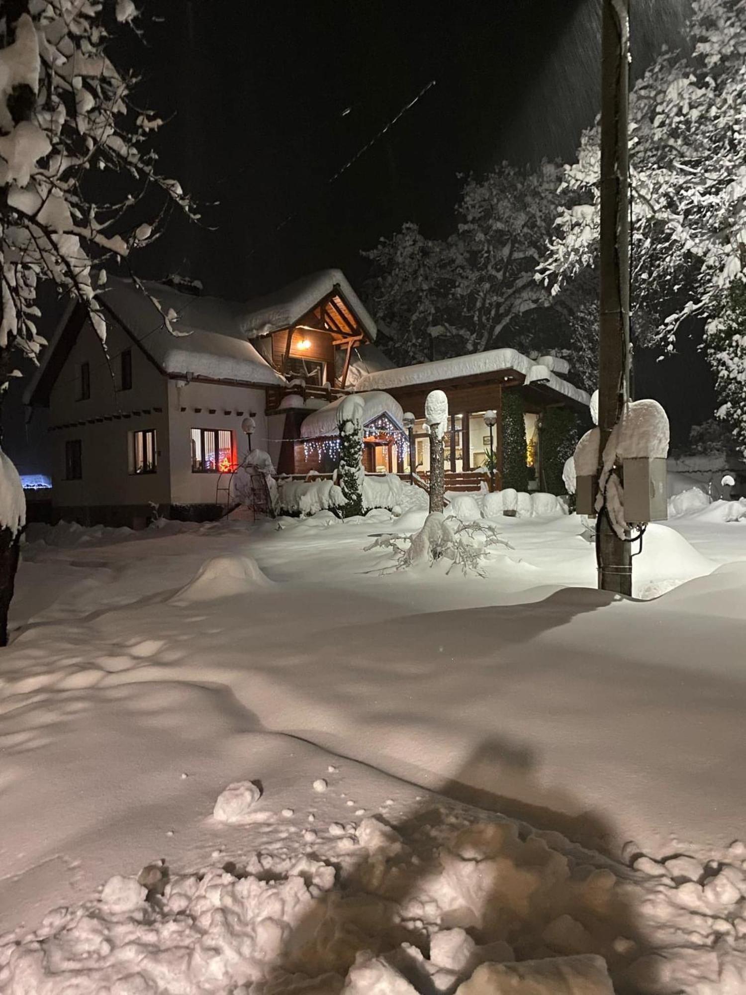 Orehite Guest House Samokov Esterno foto
