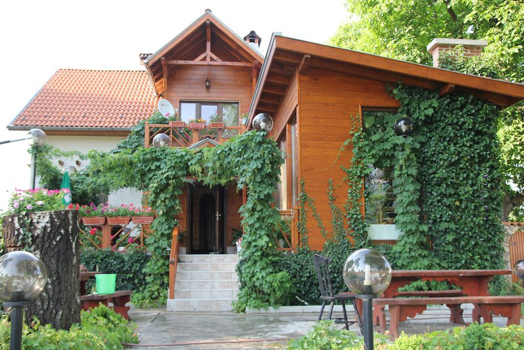 Orehite Guest House Samokov Esterno foto